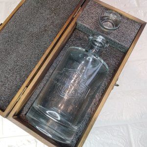 36oz Pocono Mountain Harley Davidson Glass Decanter OBO